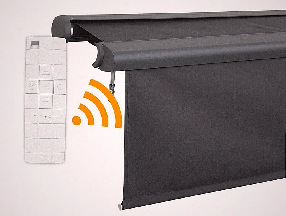Elektrische Vollkassettenmarkise LED mit Volant 3–6m ARILCO